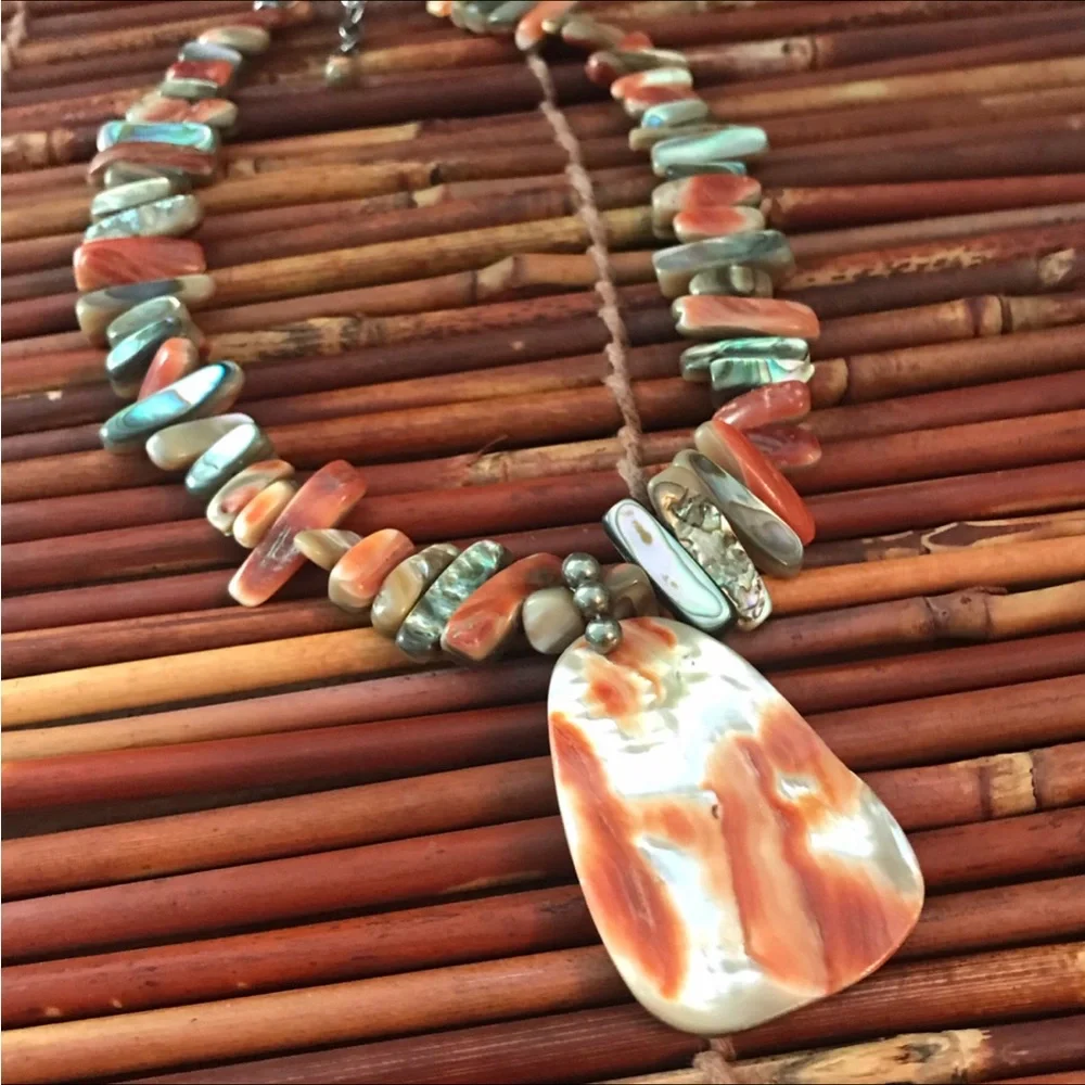 Silpada Sterling Silver Orange Shell Pendant Necklace HTF - Picture 3 of 8